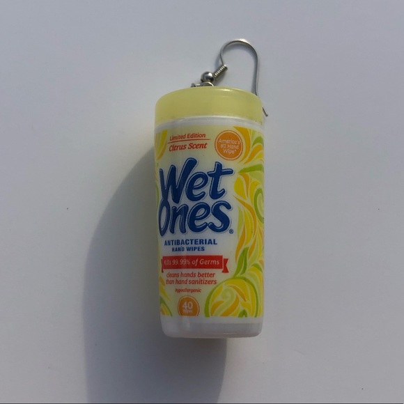 Mini Brands Wet Ones Earrings ๐ - Picture 3 of 4